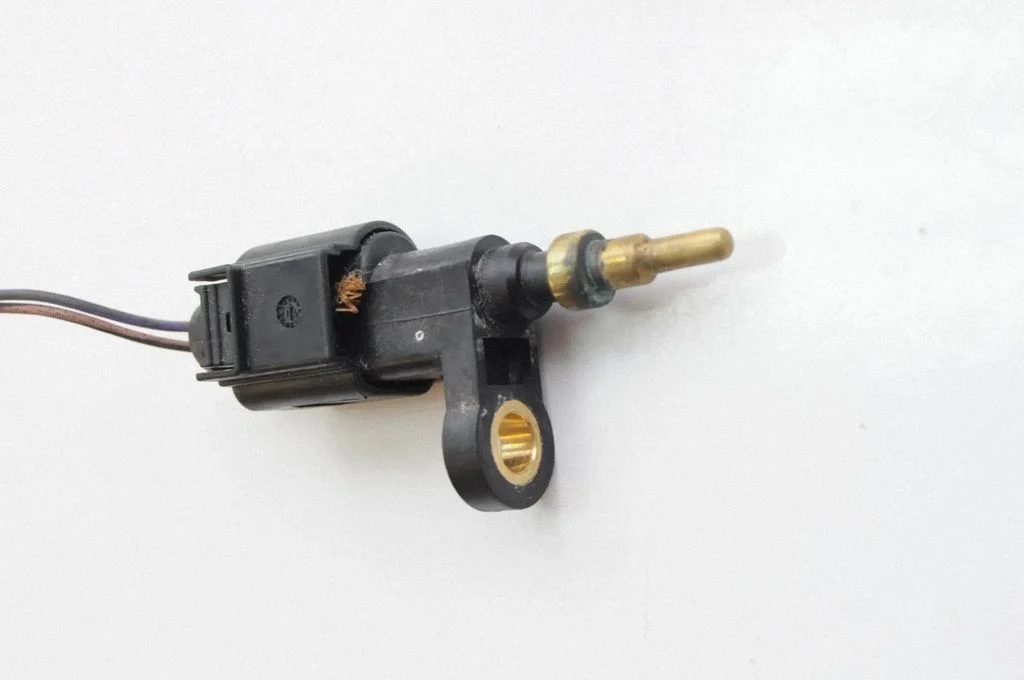Oil temperature sensor – Volkswagen Up (2011-)