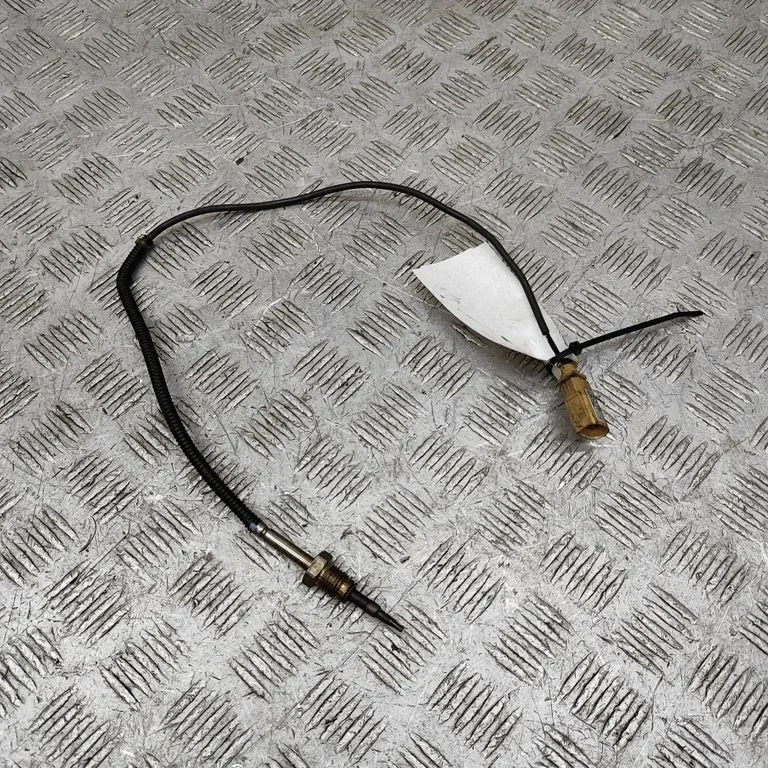 Oil temperature sensor 4M0906088AB