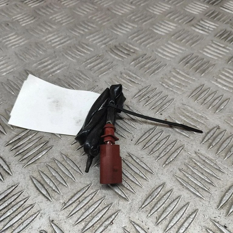 Oil temperature sensor 8W0906088B