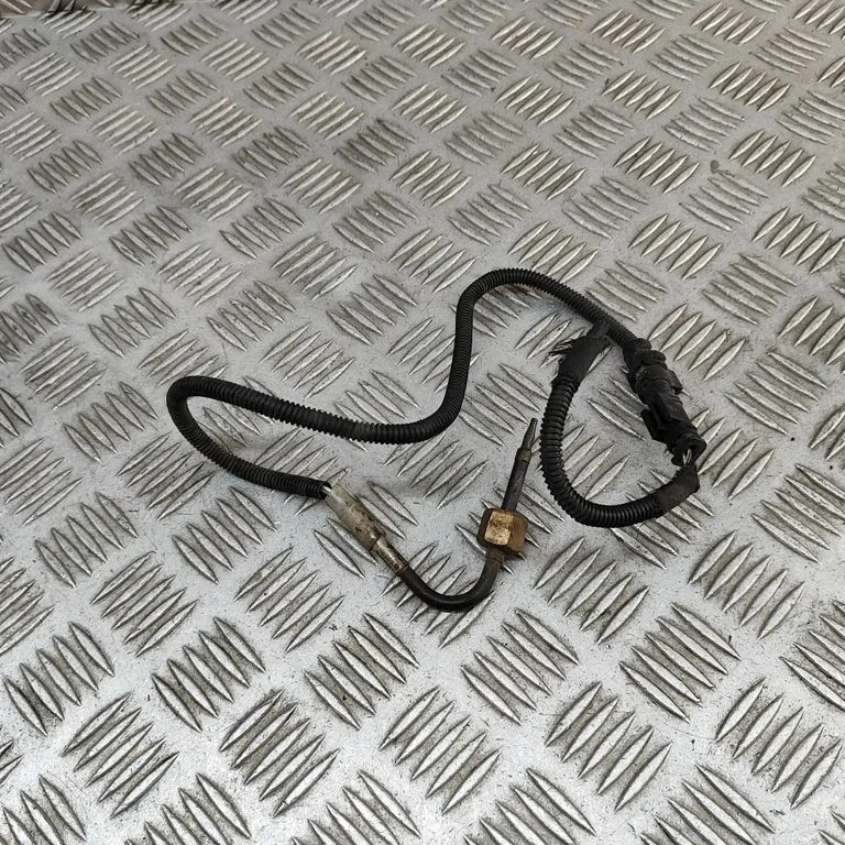 Oil temperature sensor – Mercedes-Benz Sprinter W907 W910 (2018-)