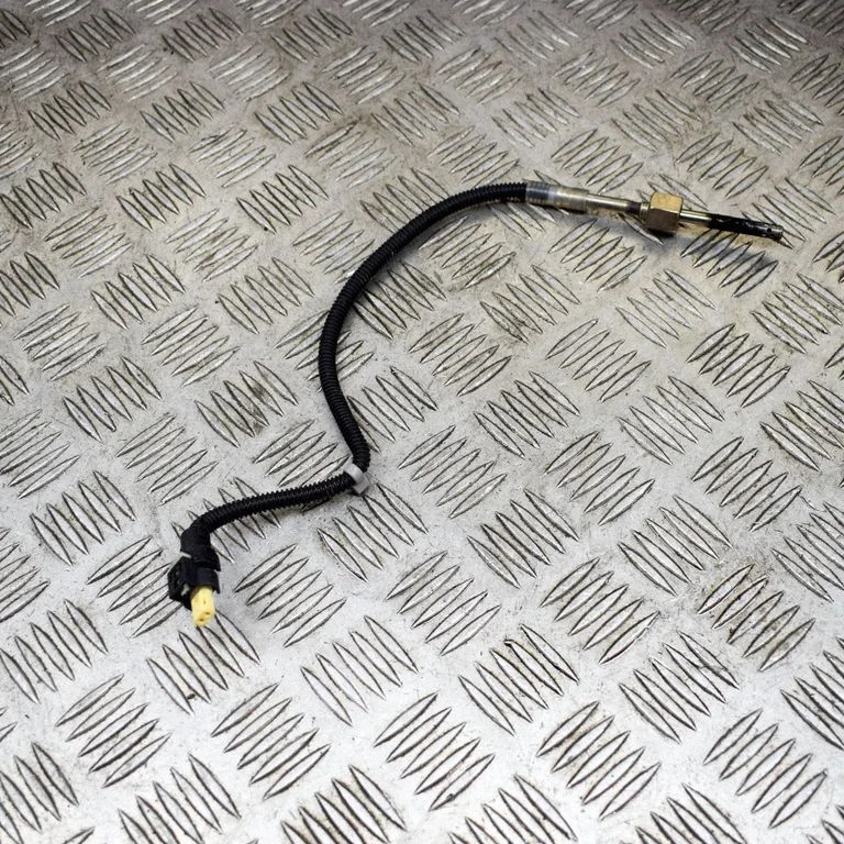 Oil temperature sensor – Mercedes-Benz GLC-Class C253 (2016-)