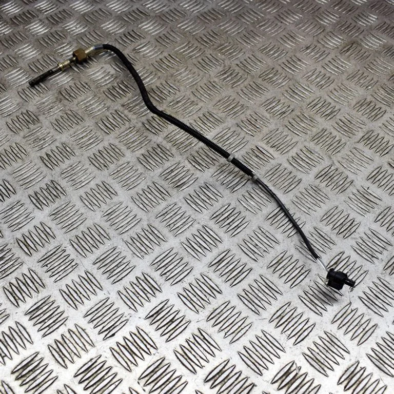 Oil temperature sensor A0009050805