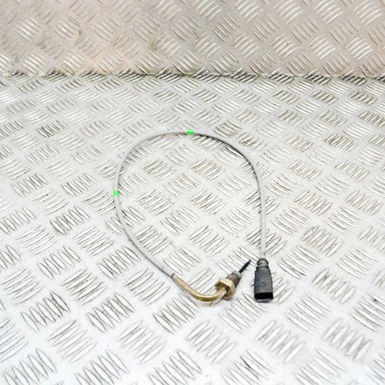 Oil temperature sensor 04L906088JH
