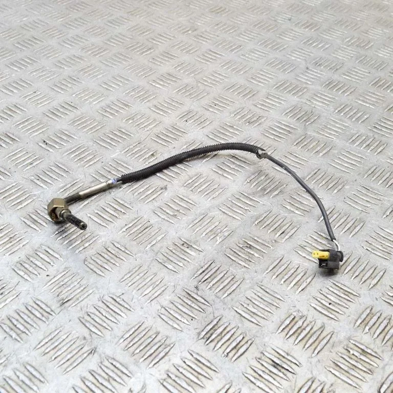 Oil temperature sensor – Mercedes-Benz E-Class W212 (2009-2016)