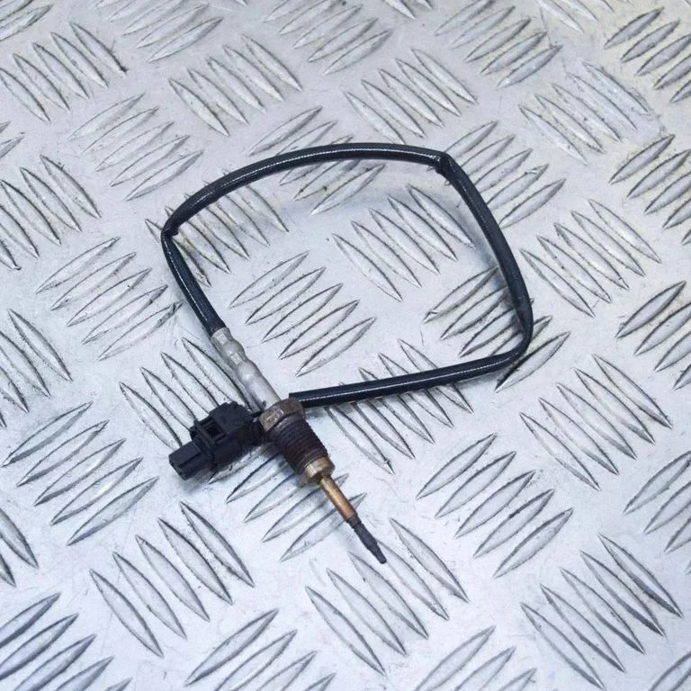 Oil temperature sensor – BMW 3 Series E90 E91 (2005-2012)