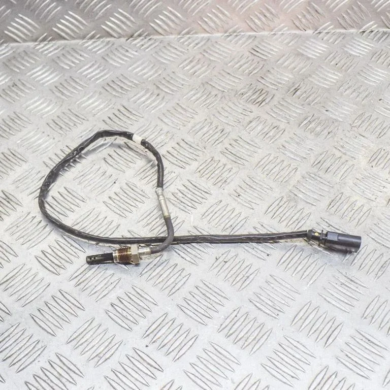 Oil temperature sensor – Audi Q5 SQ5 8R (2008-2017)