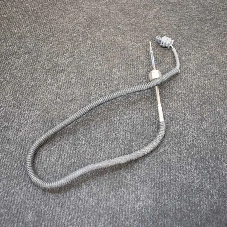 Oil temperature sensor A0009058705
