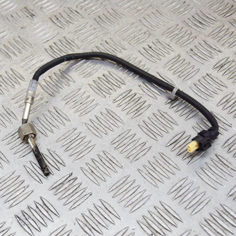Oil temperature sensor – Mercedes-Benz C-Class W205 (2014-2021)