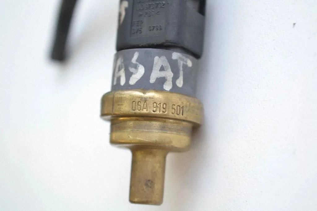 Õli temperatuuri andur – Volkswagen Passat B6 (2005-2010)