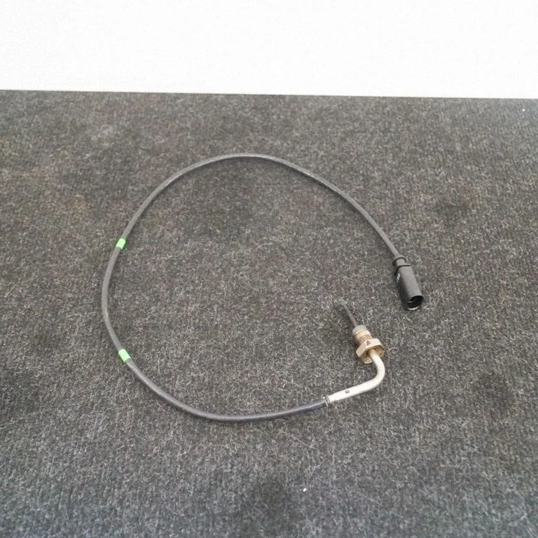 Õli temperatuuri andur 04L906088BQ