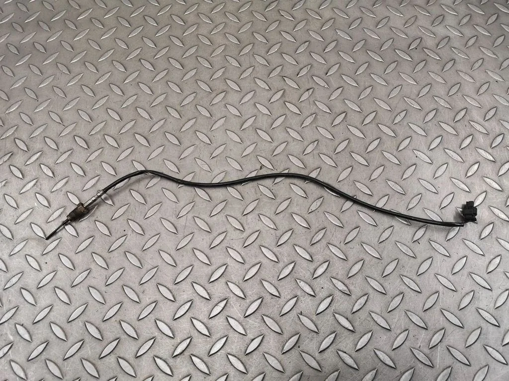 Eļļas temperatūras mērītājs – BMW 5. sērija G30 G31 G38 (2016-)