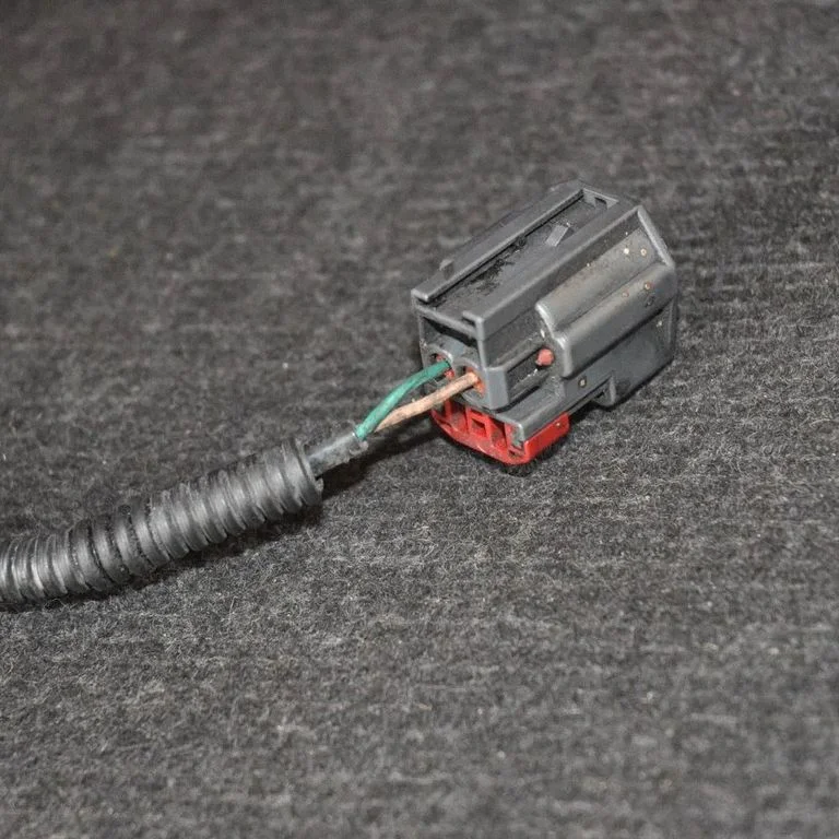Õli temperatuuri andur – Ford Transit - Tourneo Connect (2009-2013)
