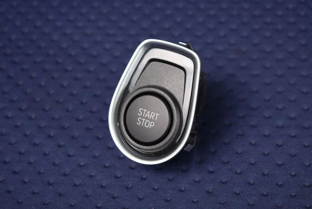 Motora iedarbināšanas poga (slēdzis) – BMW 3. sērija F30 F35 F31 (2012-2018)