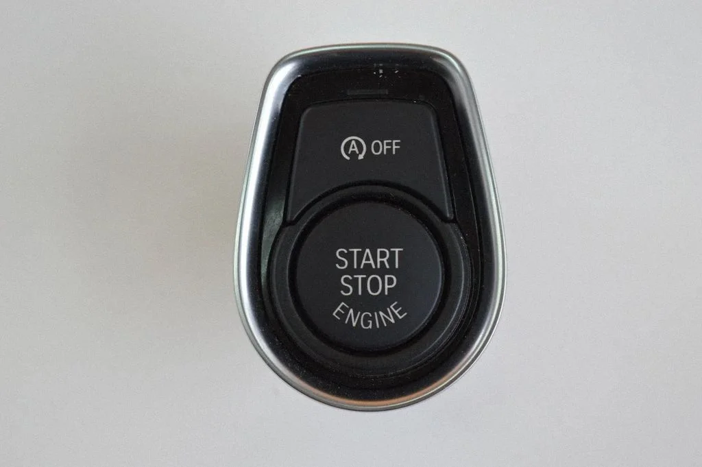 Mootori start-stopp-nupp – BMW 2-seeria F22 F23 (2013-2017)