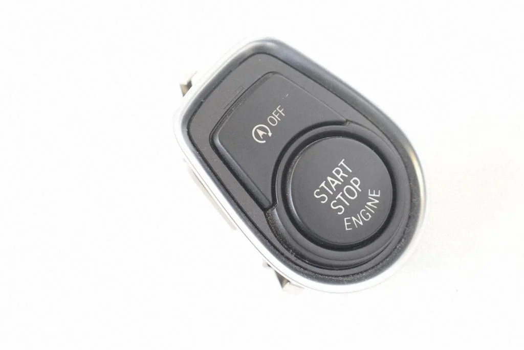 Motora iedarbināšanas poga (slēdzis) – BMW 1. sērija F20 F21 (2011-2019)