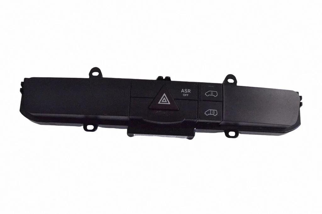 Hazard light switch A9068701810