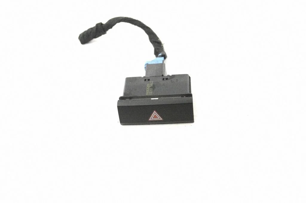 Avārijas gaismu slēdzis 7P6953509A