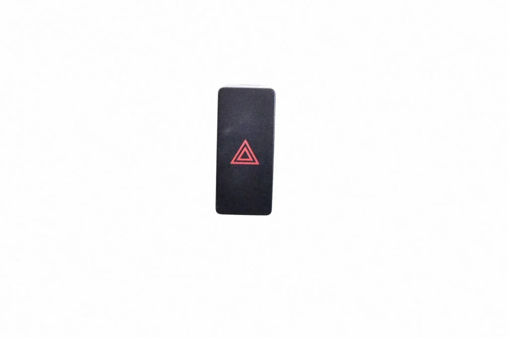 Hazard light switch KD45664H0