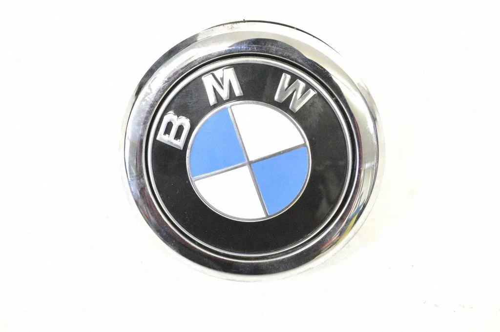 Bagāžnieka vāka aizvēršanas slēdzis – BMW X2 F39 (2018-2023)