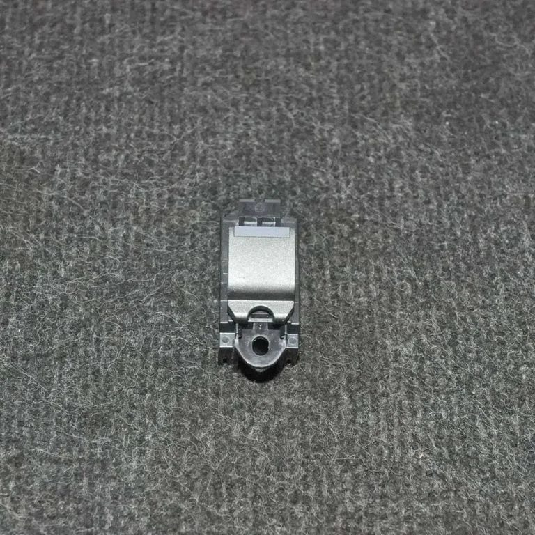 Elektrisko logu slēdzis BJ3214717AB