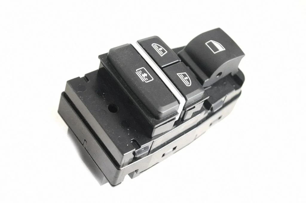 Elektrisko logu slēdzis 9352183