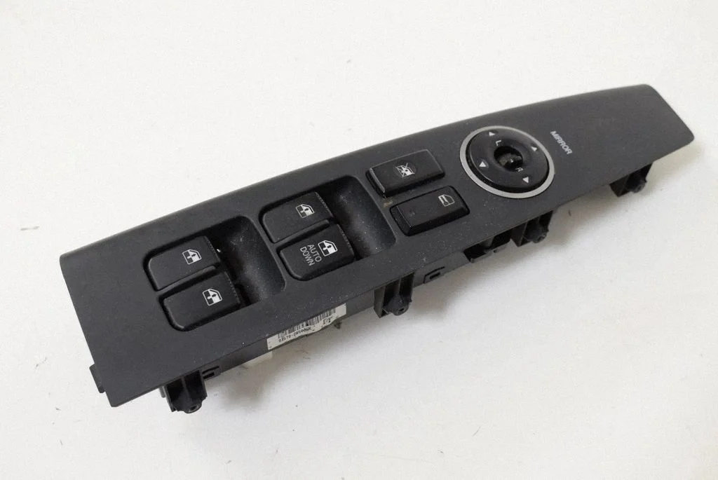 Electric window control switch 3714951110