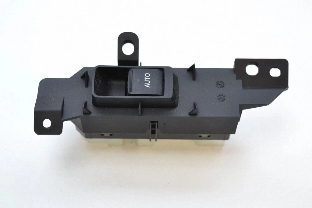 Elektrisko logu slēdzis – Lexus GS 300 350 430 450H (2005-2012)