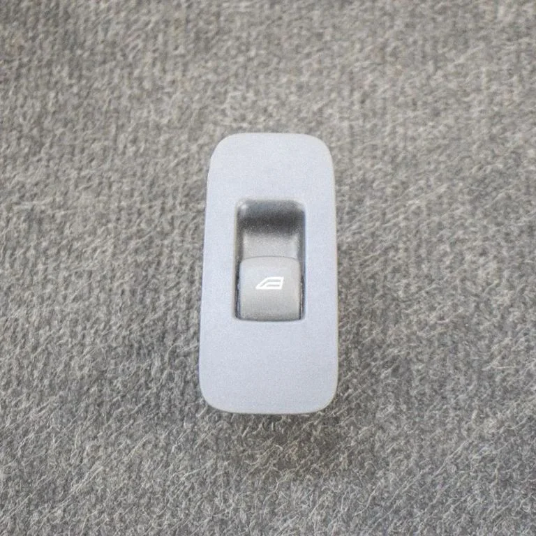 Elektrisko logu slēdzis 31394840