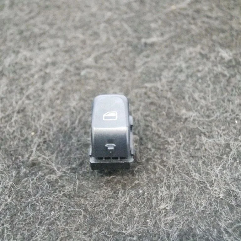 Przełącznik szyb elektrycznych 8K0959855A