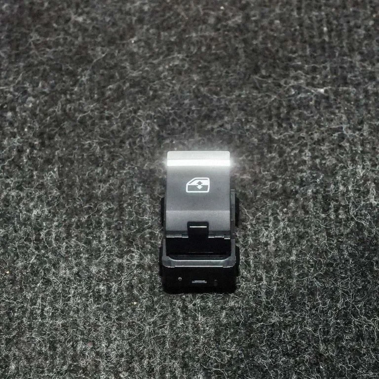 Electric window control switch – Audi A4 Allroad B8 (2008-2016)