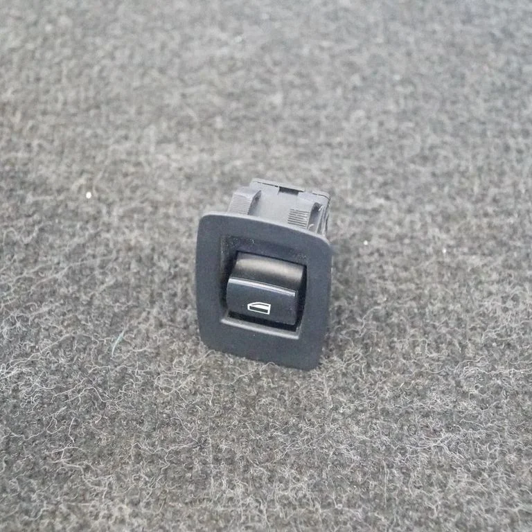 Electric window control switch 6945874