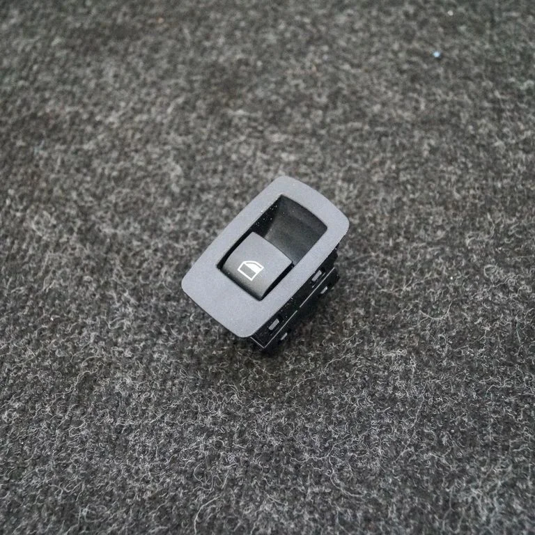 Elektriaknate lüliti – BMW 1-seeria F20 F21 (2011-2019)