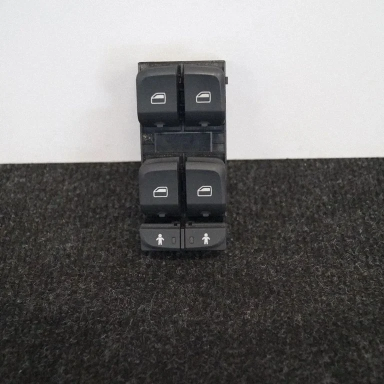 Elektrisko logu slēdzis – Audi RS Q3 (2013-2018)