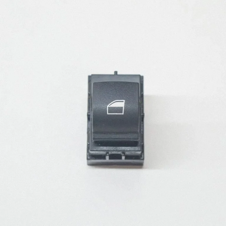 Elektrisko logu slēdzis 9241949