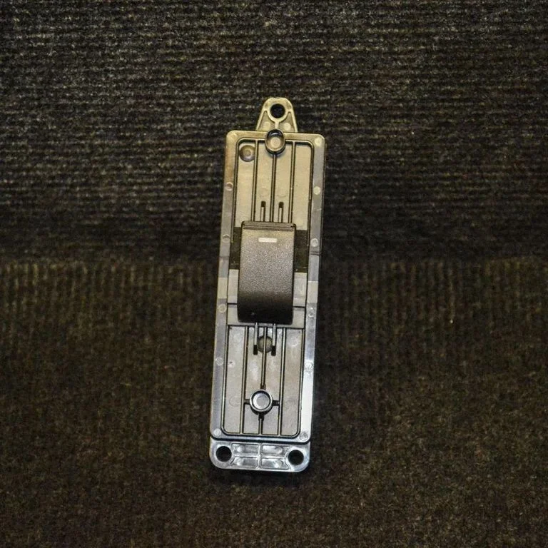 Electric window control switch – Mazda 6 (2008-2013)