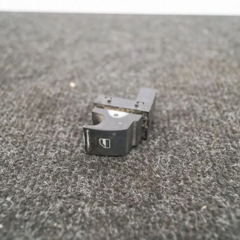Elektrisko logu slēdzis 1F0959855