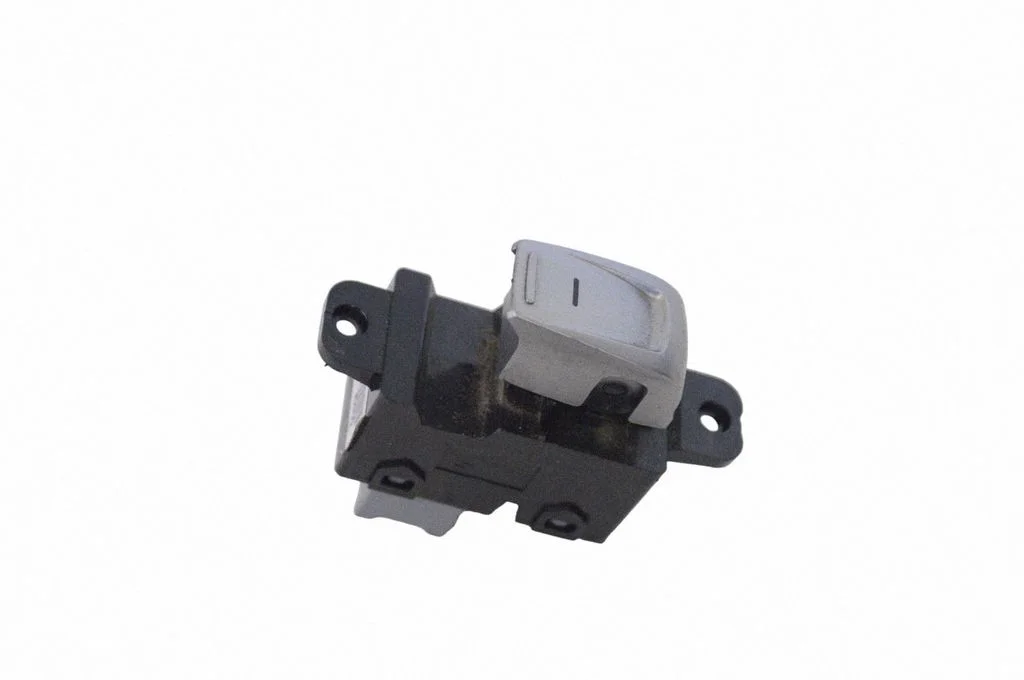 Electric window control switch 8585035000