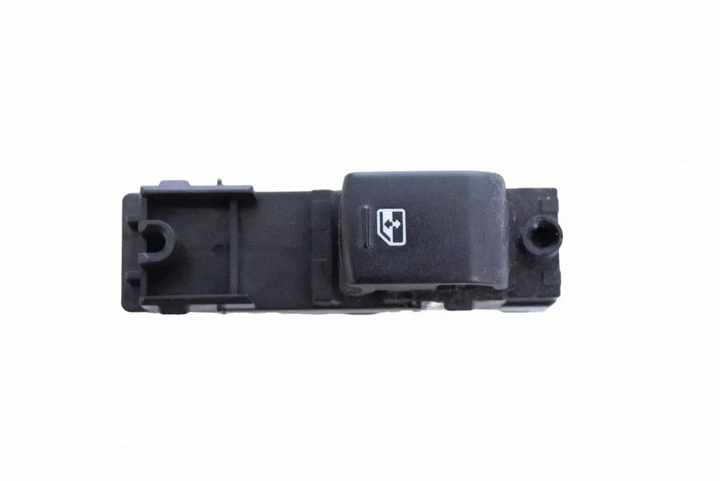 Elektrisko logu slēdzis 83071AL100