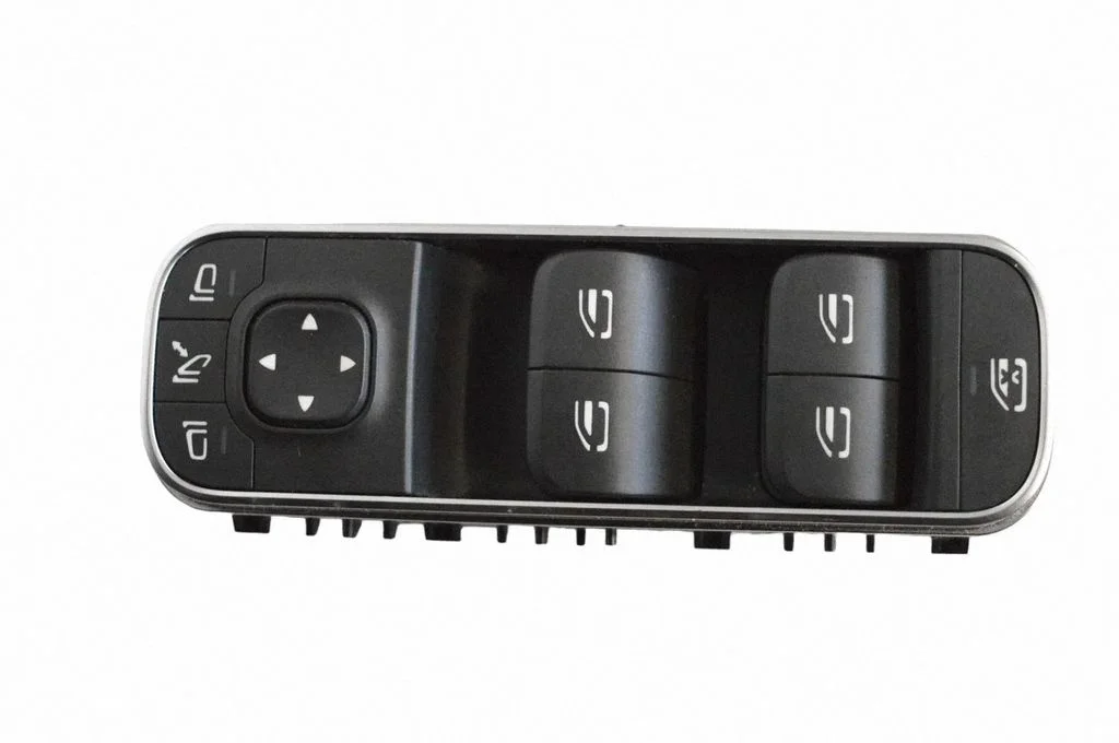 Elektrisko logu slēdzis A1679059803