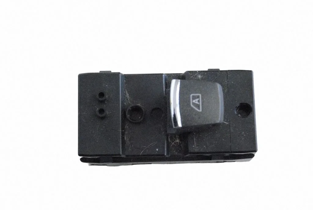 Elektrisko logu slēdzis 2524134A0A