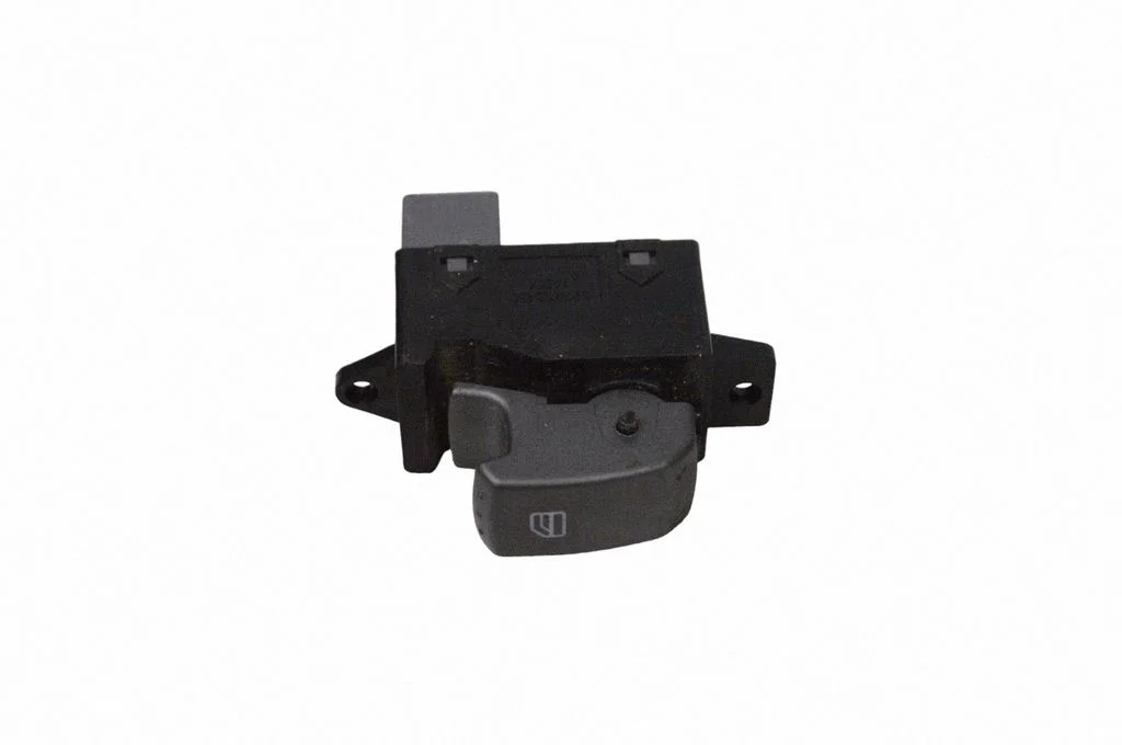 Elektrisko logu slēdzis 621W05450