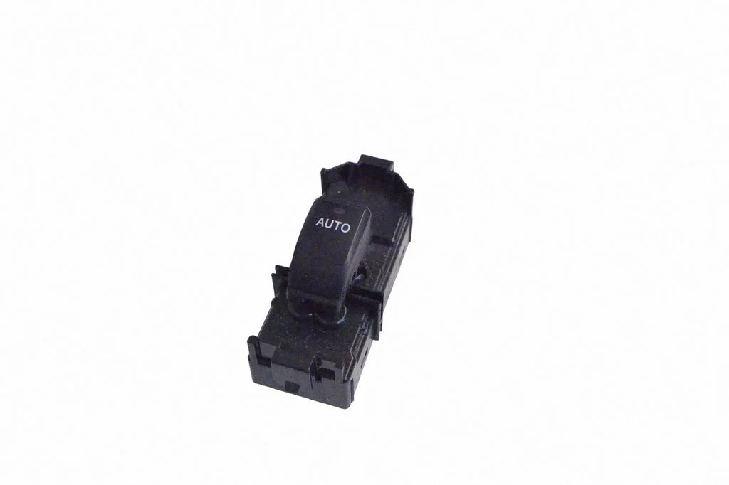 Elektrisko logu slēdzis 8403048070