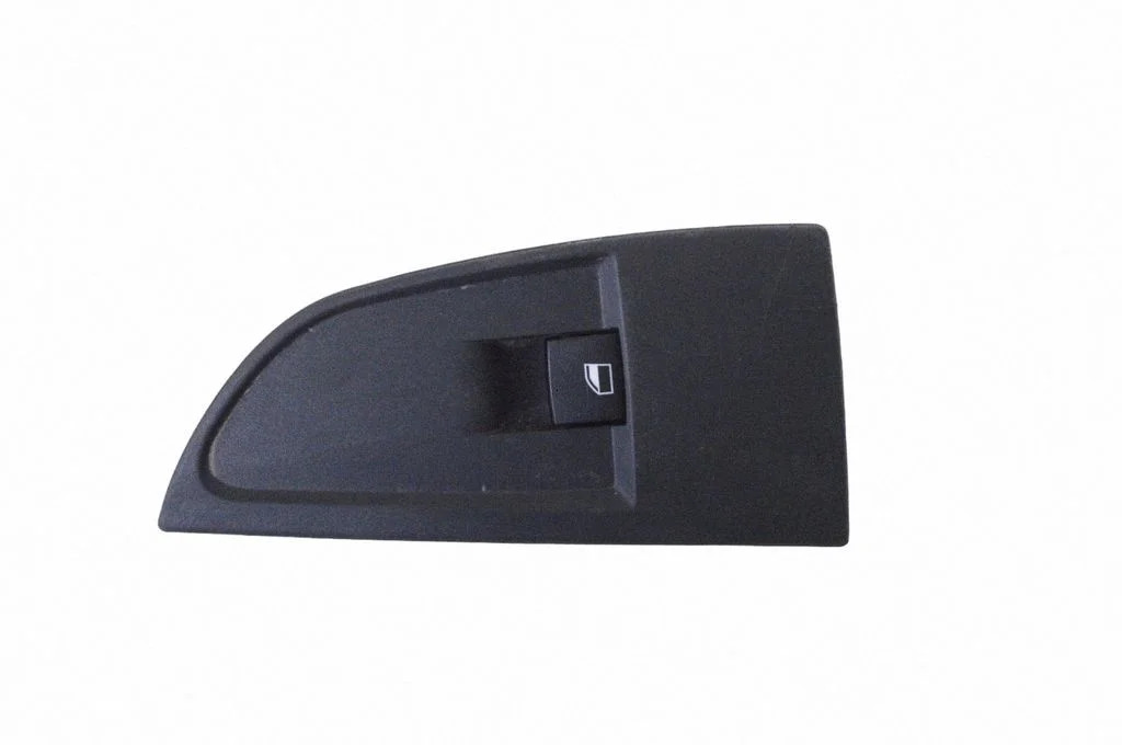 Electric window control switch 9208107
