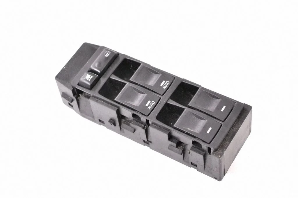 Elektrisko logu slēdzis 04602736AA