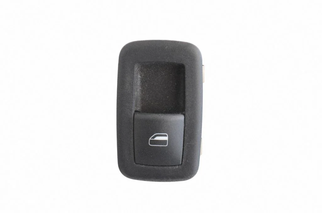Elektrisko logu slēdzis 04602531AE