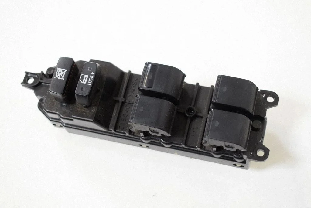 Elektrisko logu slēdzis 1942Z74TM3014