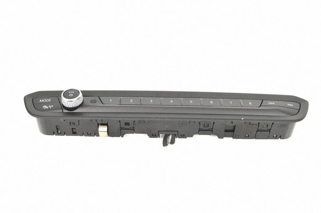 Skaļuma regulēšanas slēdzis – BMW 3. sērija G20 G21 (2019-)