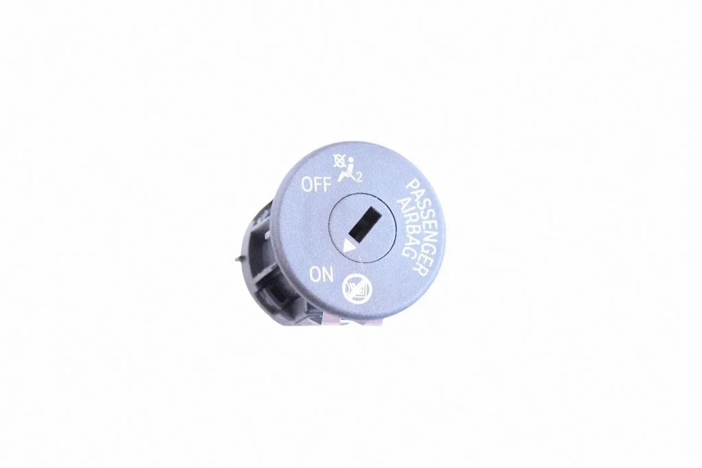 Passenger airbag on/off switch – BMW X5 F15 (2013-2017)