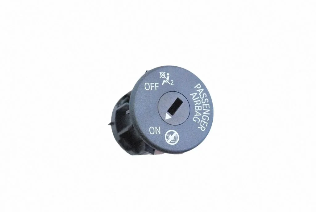 Passenger airbag on/off switch – BMW Series 4 M4 F82 F83 (2014-2020)