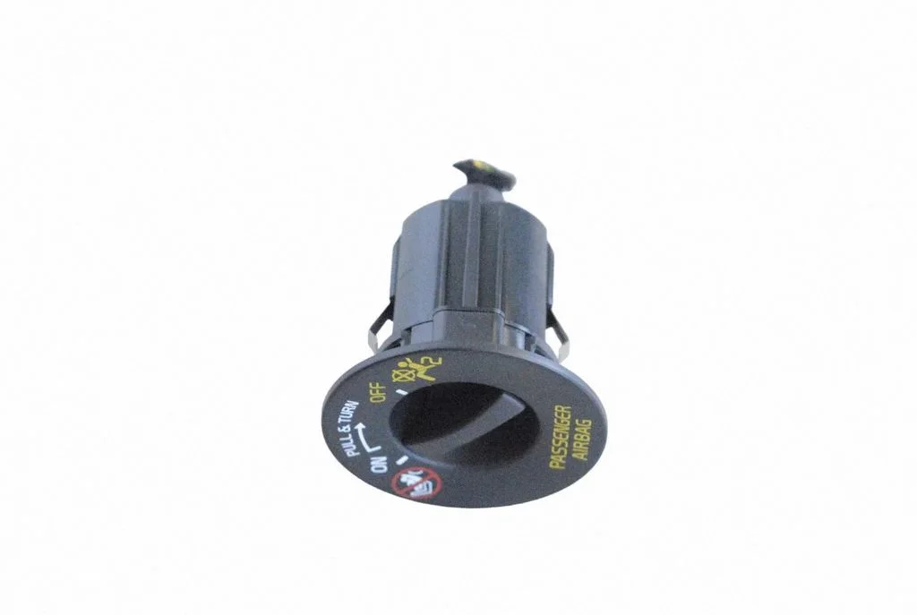 Passenger airbag on/off switch